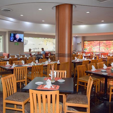 Wyndham Executivo Culiacán Екстериор снимка
