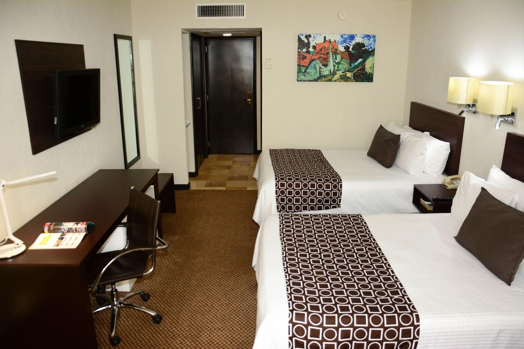 Wyndham Executivo Culiacán Екстериор снимка