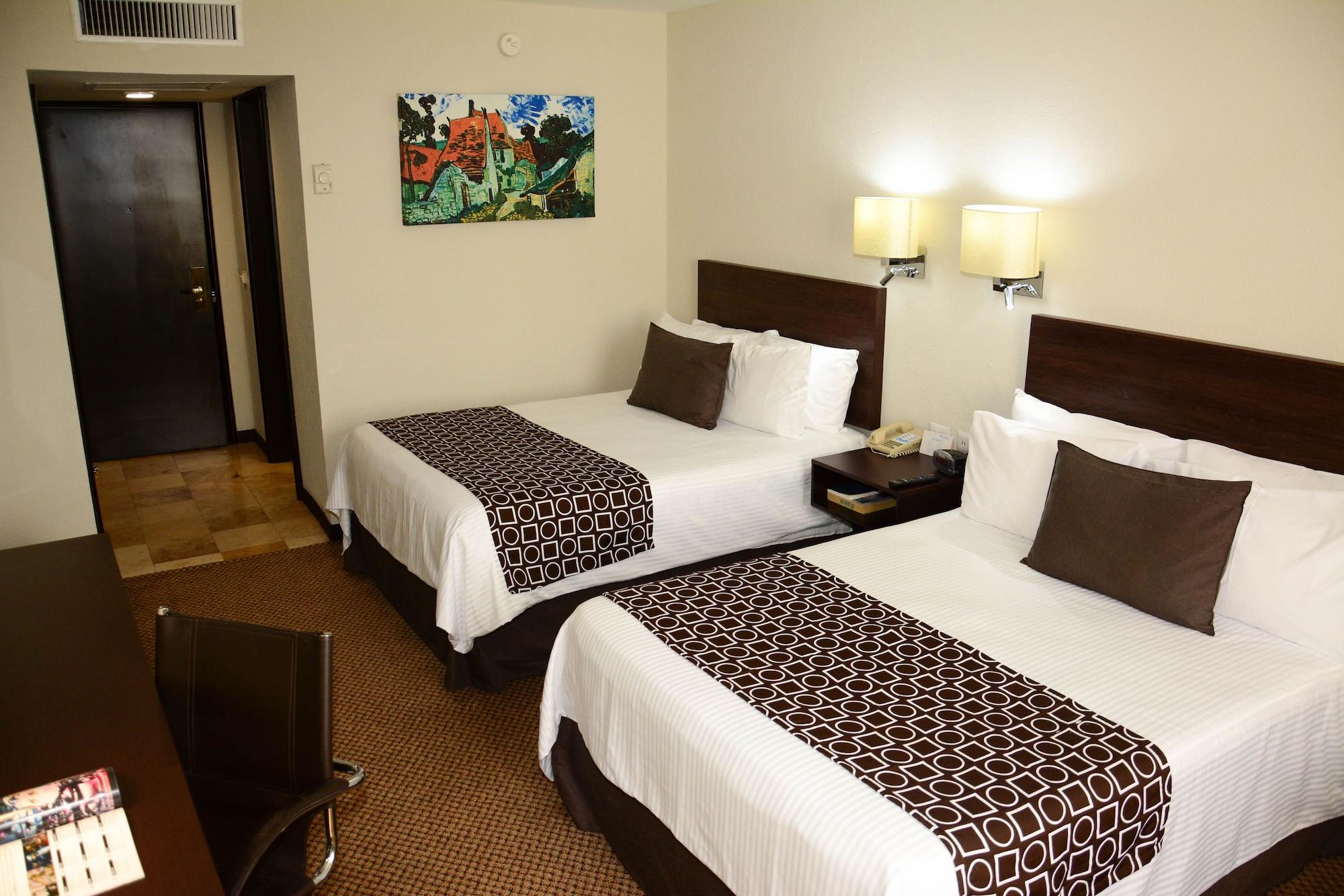Wyndham Executivo Culiacán Екстериор снимка