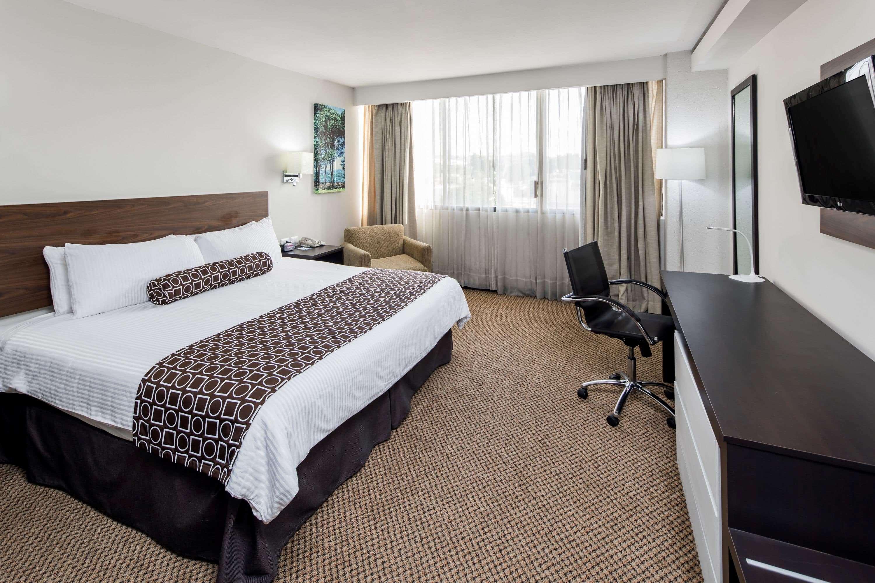 Wyndham Executivo Culiacán Екстериор снимка
