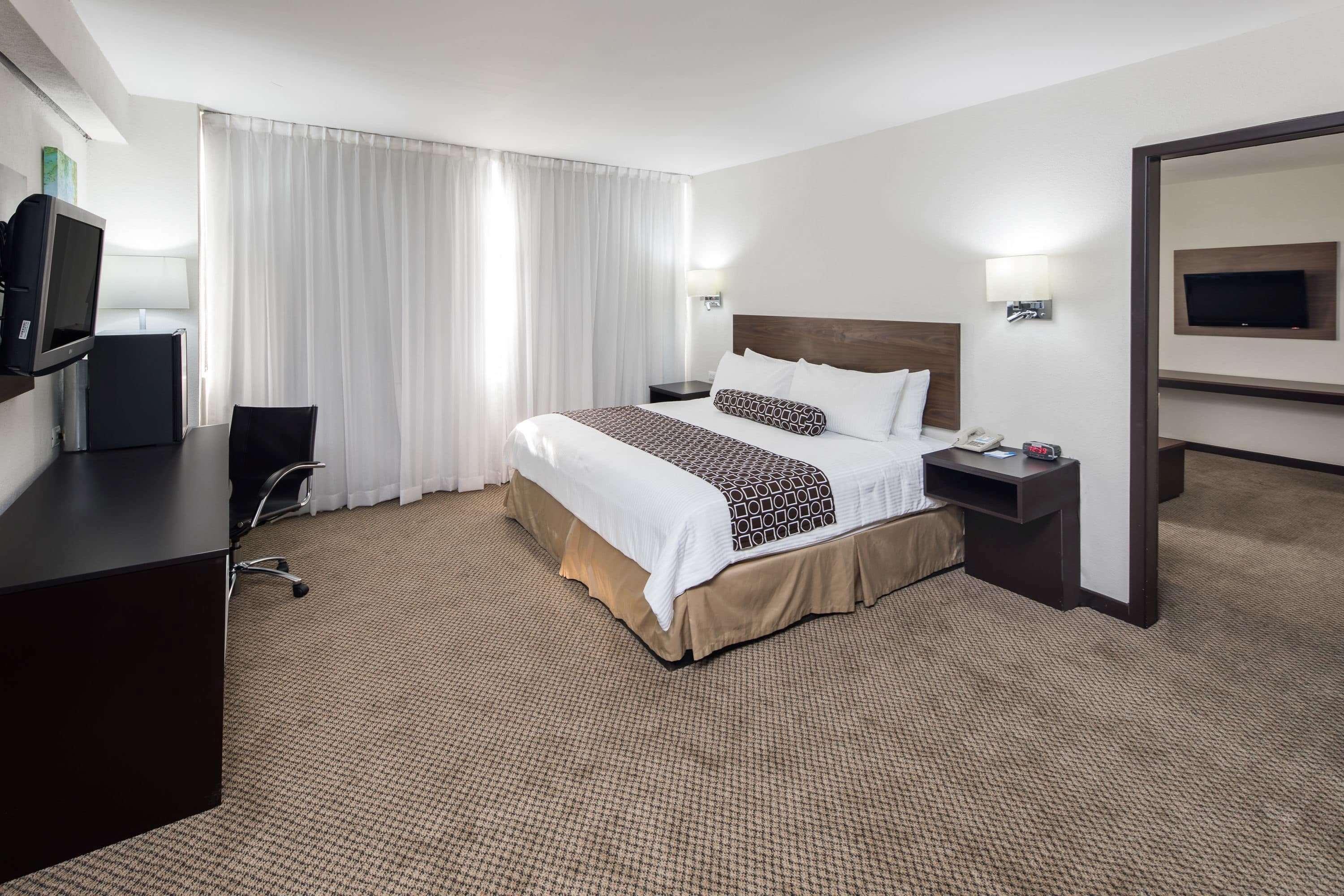 Wyndham Executivo Culiacán Екстериор снимка