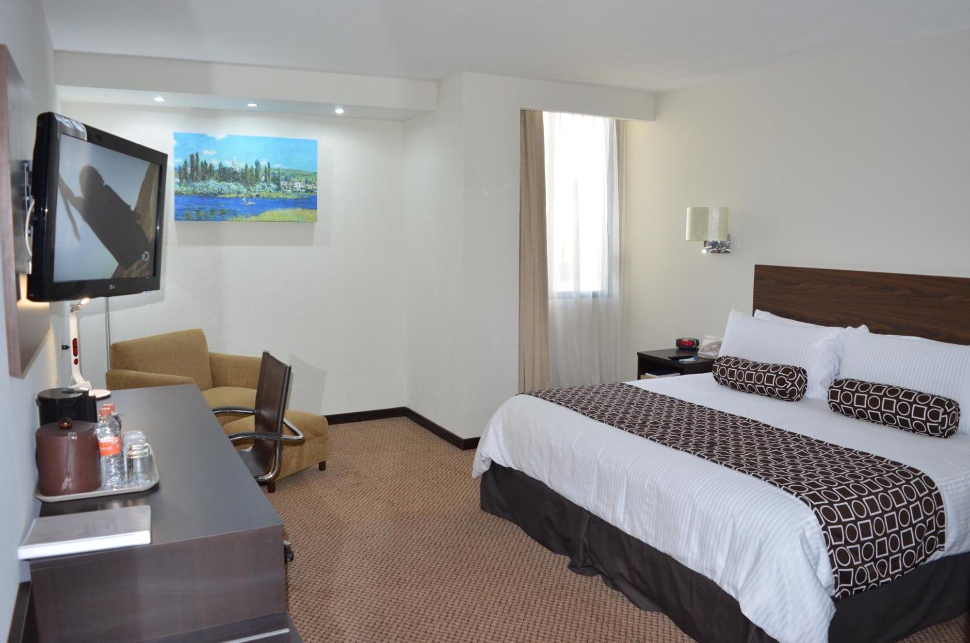 Wyndham Executivo Culiacán Екстериор снимка