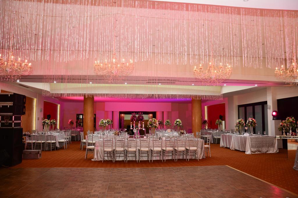 Wyndham Executivo Culiacán Екстериор снимка