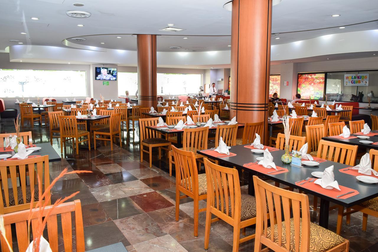 Wyndham Executivo Culiacán Екстериор снимка