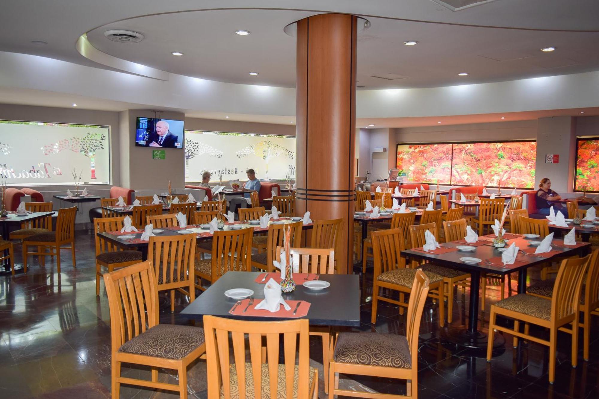 Wyndham Executivo Culiacán Екстериор снимка