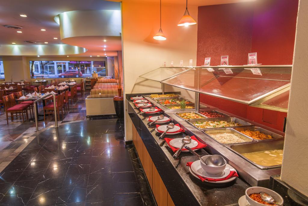Wyndham Executivo Culiacán Екстериор снимка