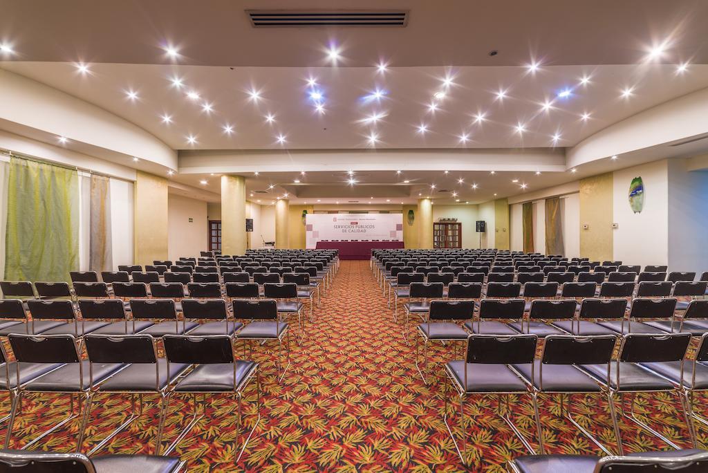 Wyndham Executivo Culiacán Екстериор снимка